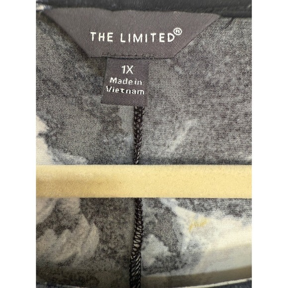 The Limited Abstract Watercolor Long Sleeve Basic Tee Plus Size 1X Navy Black - Picture 5 of 6